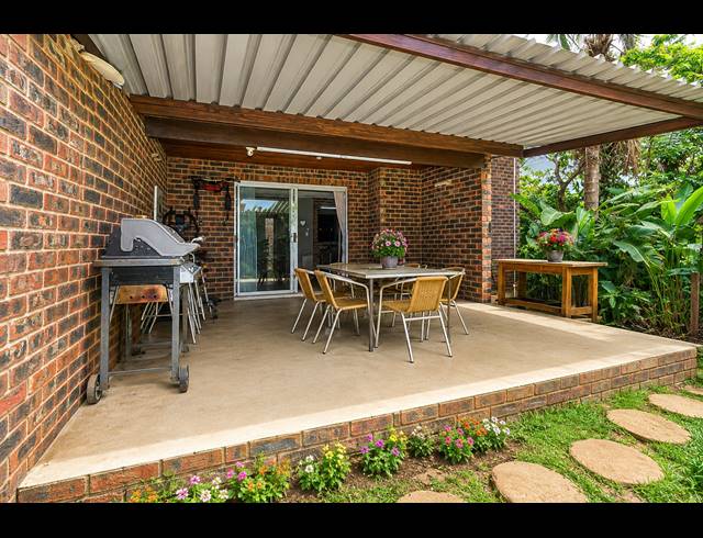 5 BEDROOM DUPLEX FOR SALE IN WESTVILLE
